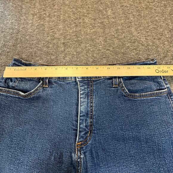 Not Your Daughters Jeans Womens 14 Blue Denim Straight Leg Capris Everyday USA - Picture 6 of 13